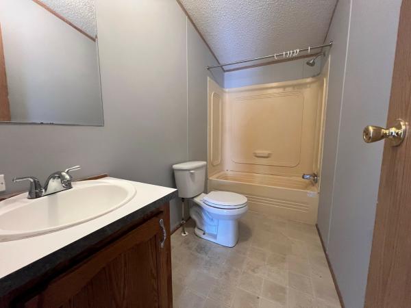 1996 Dutch Housin N/A Mobile Home