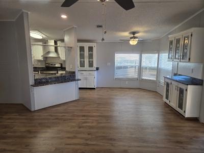 Photo 4 of 12 of home located at 172 Arianna Way Auburndale, FL 33823