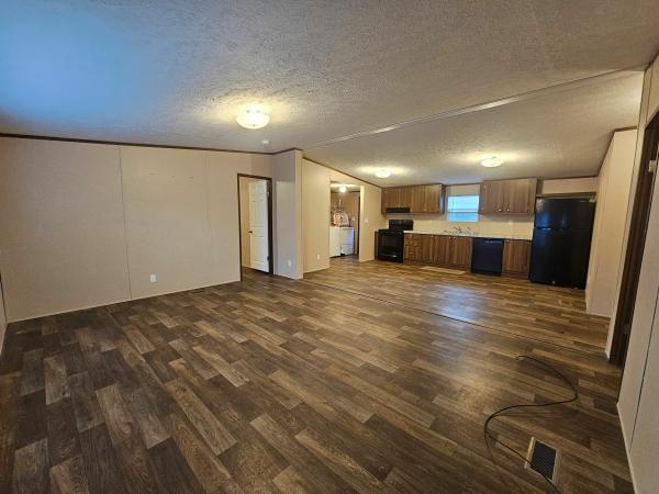 2023 98TRU28443RH23 Mobile Home