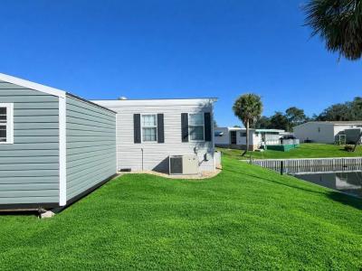 Photo 4 of 20 of home located at 155 South Lake Drive Leesburg, FL 34788