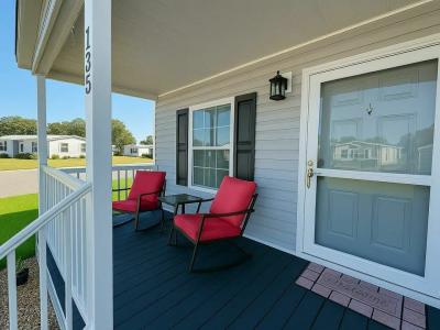 Photo 5 of 20 of home located at 155 South Lake Drive Leesburg, FL 34788