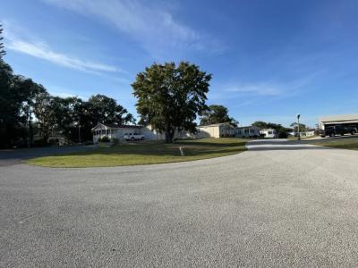 Photo 4 of 20 of home located at 13311 Gulfwind Court Grand Island, FL 32735