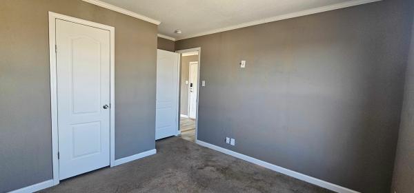 2020 Champion 25-YS2860B Mobile Home