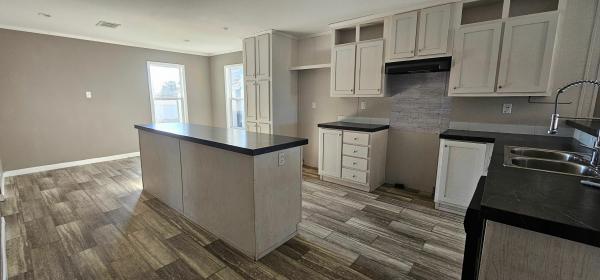 2020 Champion 25-YS2860B Mobile Home