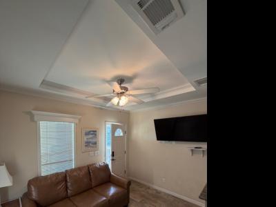 Photo 4 of 12 of home located at 1501 W. Commerce Ave Haines City, FL 33844