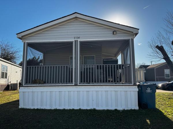 Photo 1 of 2 of home located at 1114 Hummingbird Drive Lot Hm1114 Desoto, TX 75115