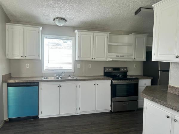 2000 Palm Harbor Mobile Home For Sale