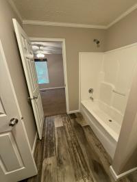 2020 Clayton Homes Inc Community Series Mobile Home