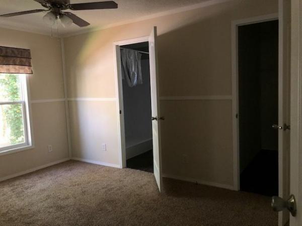 2021 Champion Grand Slam Mobile Home