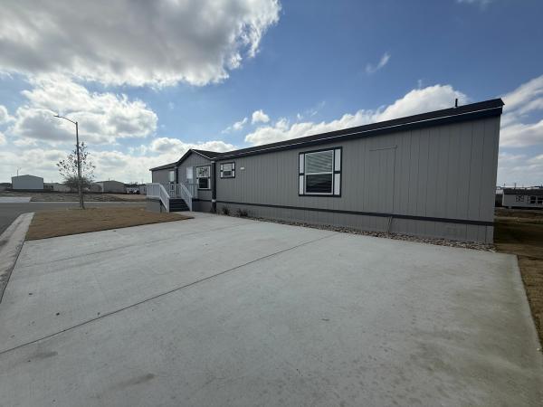 Photo 1 of 2 of home located at 6410 Walzem Road Lot #526 San Antonio, TX 78218