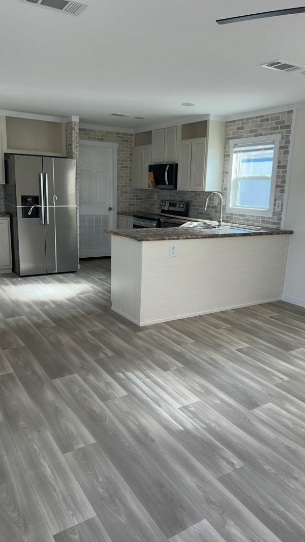 2025 American Homestar Corp Oak Creek Mobile Home