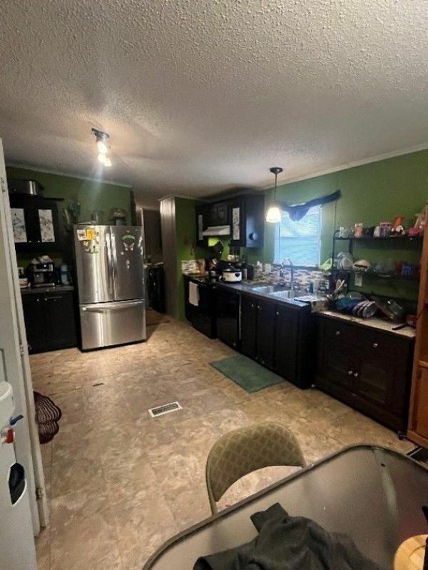 2006 326 Mobile Home