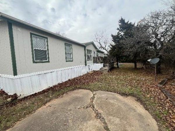 2006 326 Mobile Home