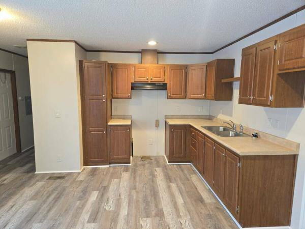 2018 LONE STAR 166432F  Home