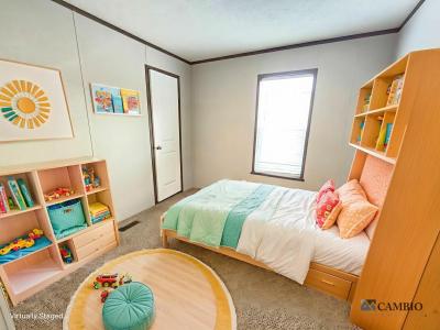 Photo 5 of 26 of home located at 122 Elm Highland, MI 48357