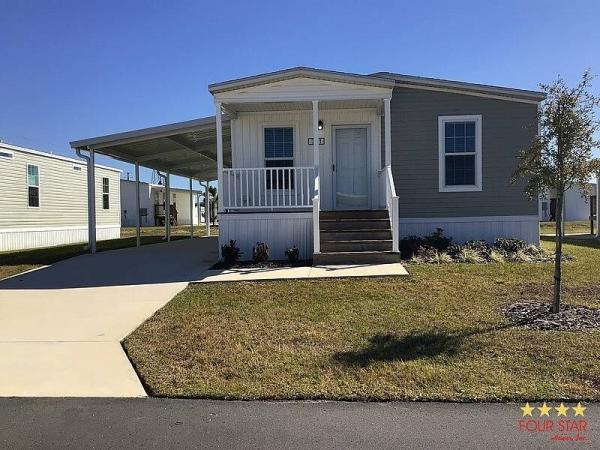 Photo 1 of 2 of home located at 341 Sailing Way Avon Park, FL 33825