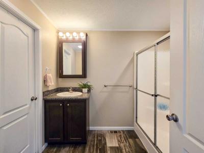 Photo 5 of 8 of home located at 18 Nicklaus Ave Nevada, IA 50201