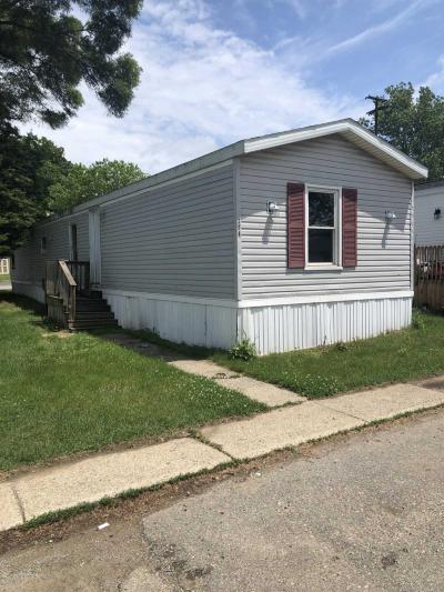 Photo 4 of 14 of home located at 301 Mantle Ave #295Bst Jackson, MI 49202