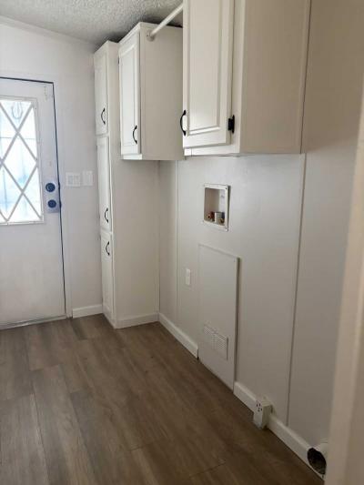 Photo 5 of 15 of home located at 2609 W Southern Ave Tempe, AZ 85282