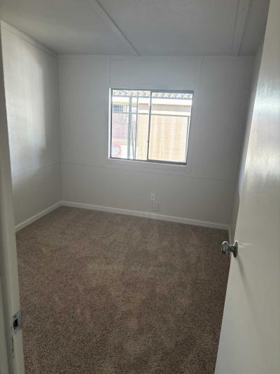 Photo 5 of 14 of home located at 2609 W Southern Ave Tempe, AZ 85282