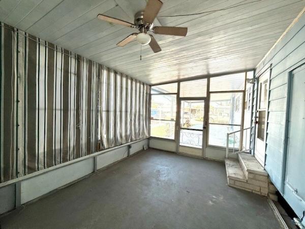 1980 Twin HS Manufactured Home