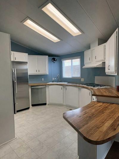 Photo 4 of 22 of home located at 19361 Brookhurst St. #105 Huntington Beach, CA 92646