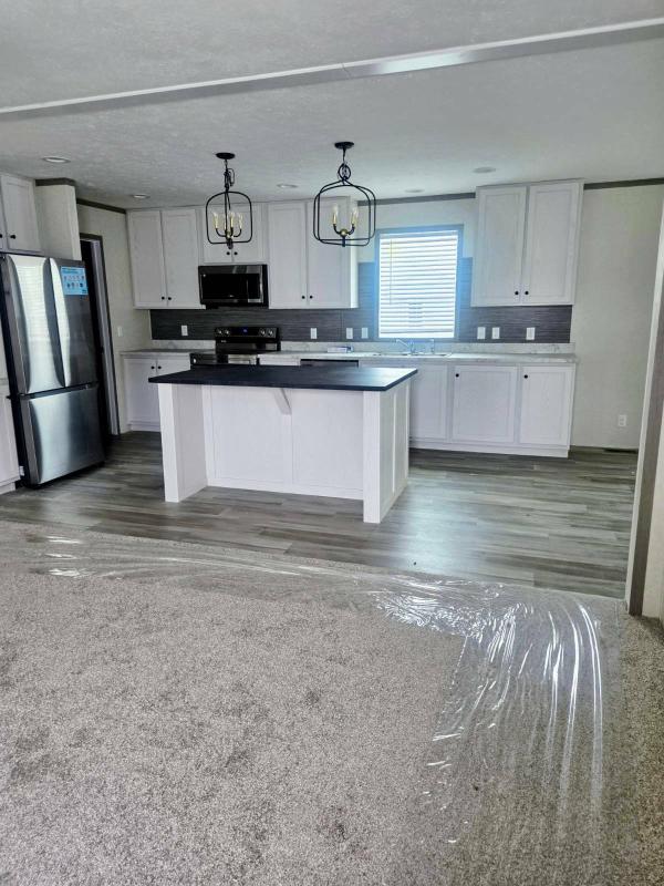 2025  Mobile Home For Sale