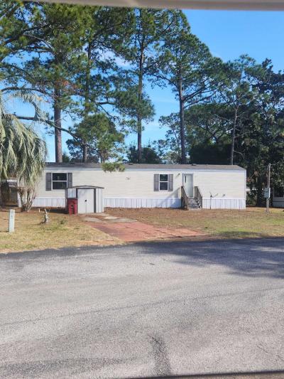 Photo 4 of 5 of home located at 2134 Musket Dr Navarre, FL 32566