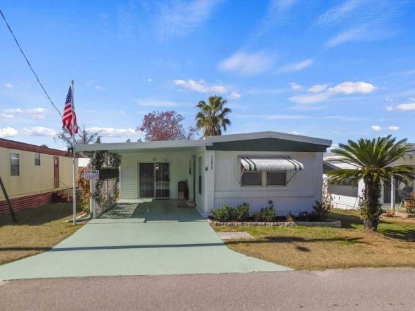 1979 Skyline Manufactured Home
