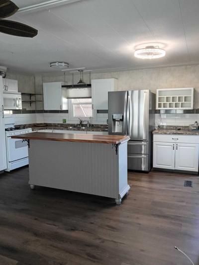 Photo 2 of 15 of home located at 4746 92nd St Saint Petersburg, FL 33708