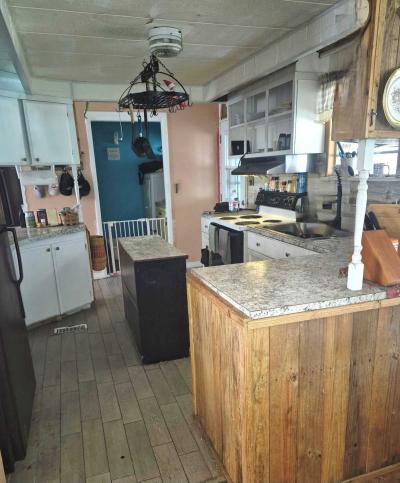 Photo 4 of 28 of home located at 7501  142D Ave, Largo, FL 33771