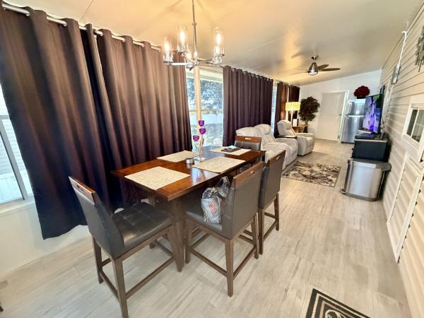 2018 Chariot NA Mobile Home