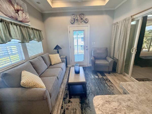 2018 Chariot NA Mobile Home