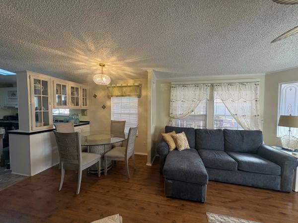 1994 Fleetwood Mobile Home