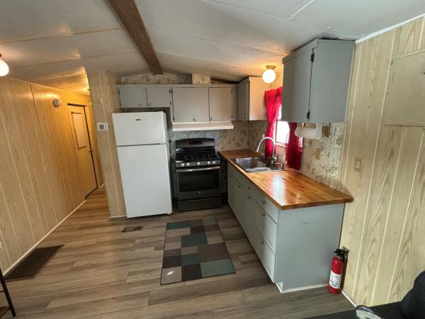 1986 Mobile Home