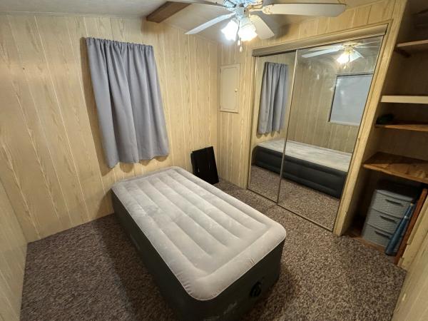 1986 Mobile Home