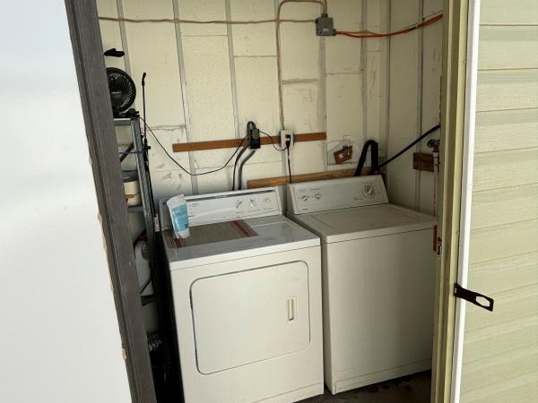 1986 Mobile Home