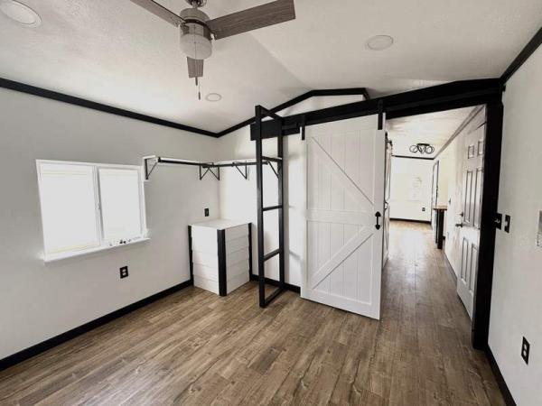 1992 Cavco Manufactured Home