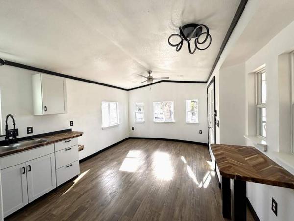 1992 Cavco Manufactured Home