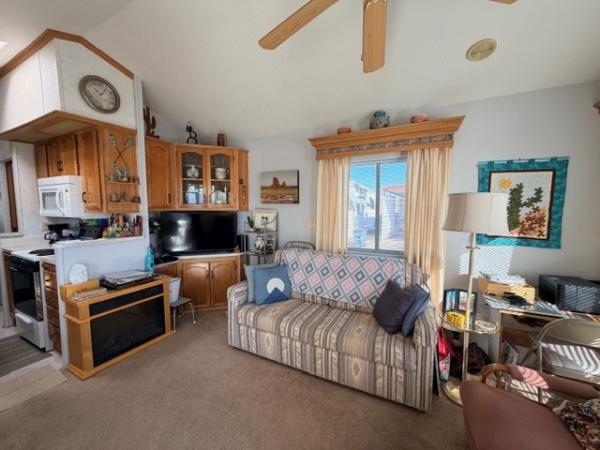 1998 Cavco Manufactured Home