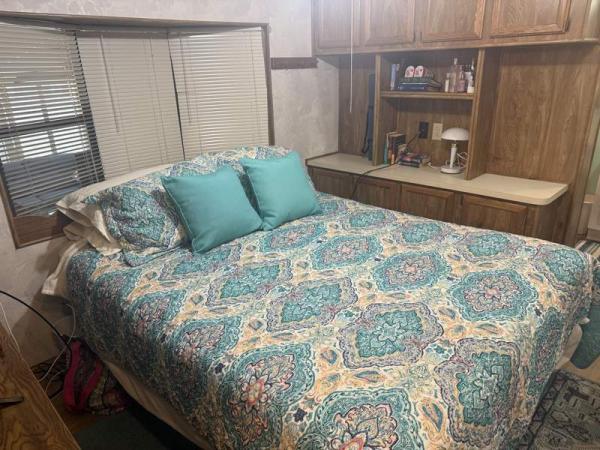 1989 TAHO Manufactured Home