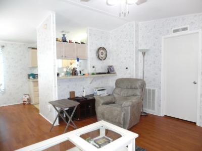 Photo 5 of 13 of home located at 853 Blue Dolphin Ave Davenport, FL 33897