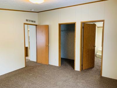 Photo 3 of 6 of home located at 4175 Wellington Jackson, MI 49201