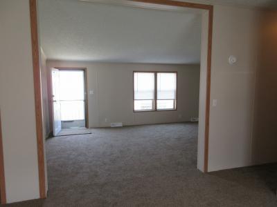 Photo 4 of 20 of home located at 43520 Park Dr E Clinton Township, MI 48036