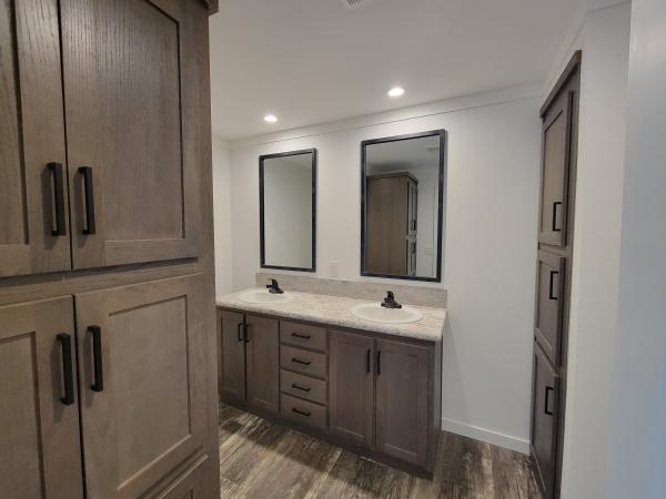 2025 Champion PLT-DWSUNSCC643 Mobile Home