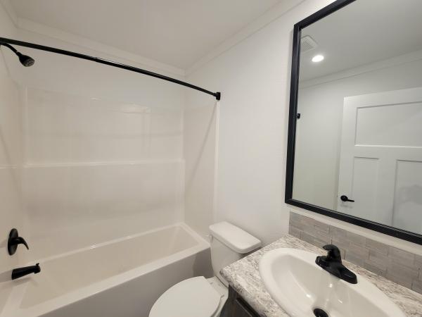 2025 Champion PLT-DWSUNSCC643 Mobile Home