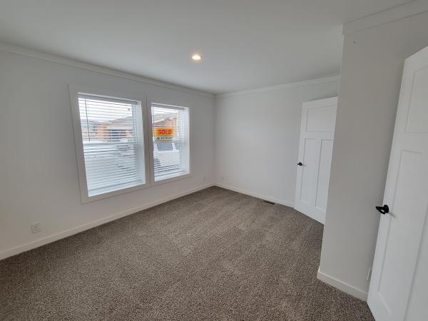 2025 Champion PLT-DWSUNSCC643 Mobile Home