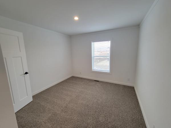 2025 Champion PLT-DWSUN2860H32001 Mobile Home