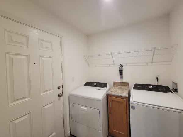 2022 Champion SCM582P Mobile Home