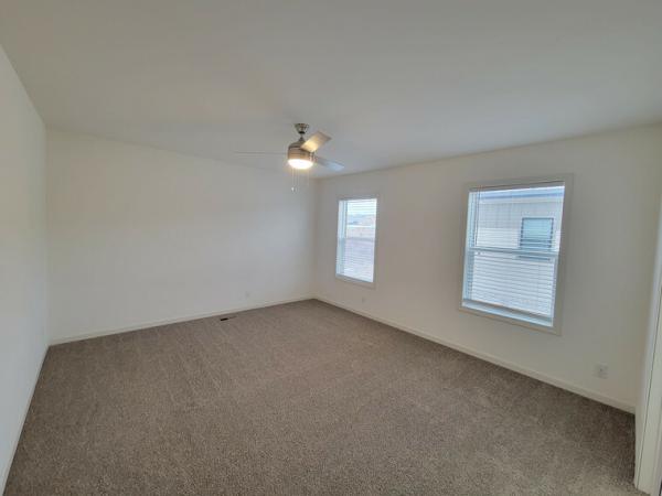 2022 Champion SCM582P Mobile Home